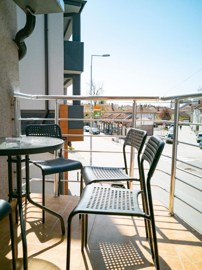 Lux Family Apartment Vidanovic Пірот Екстер'єр фото