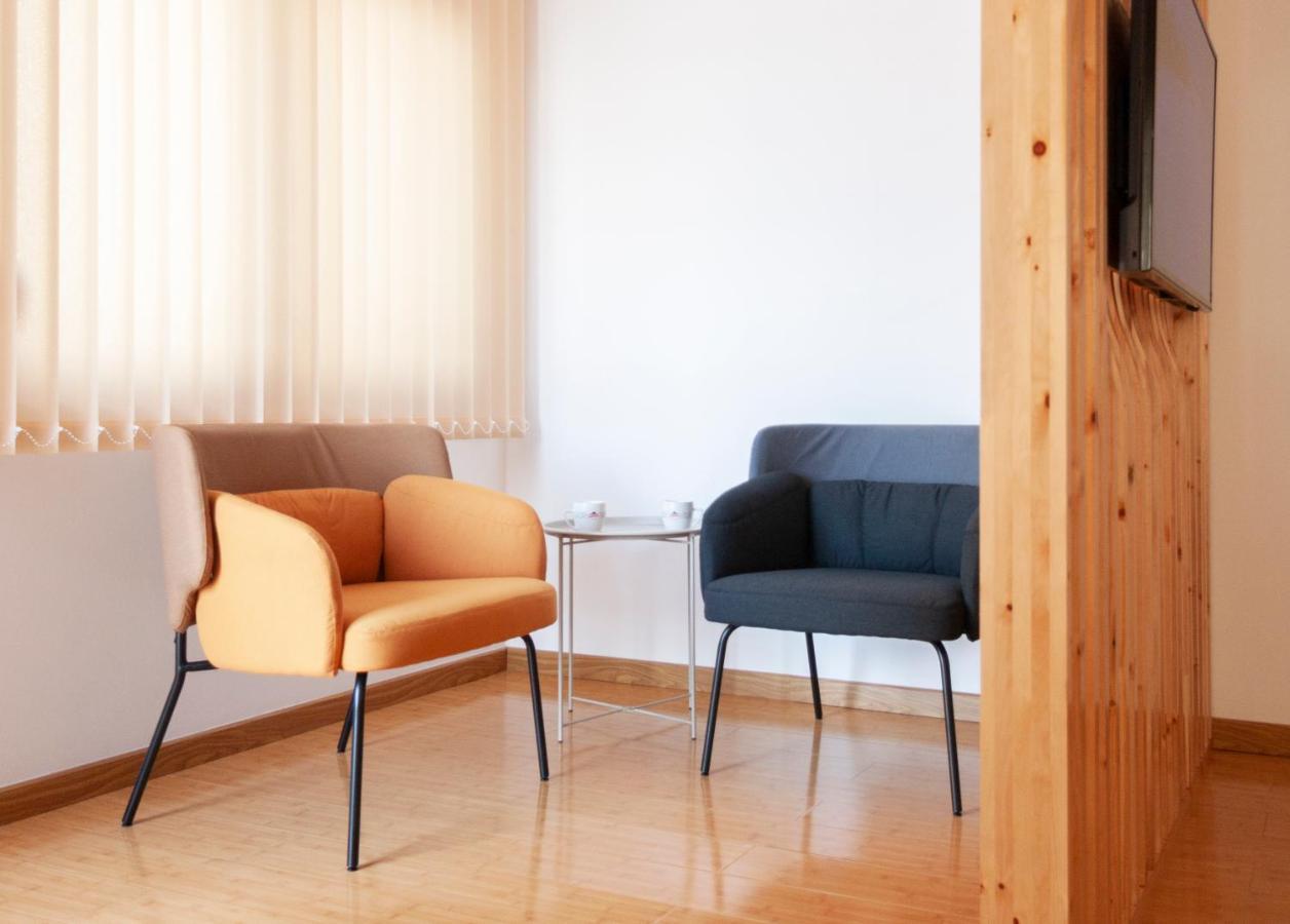 Lux Family Apartment Vidanovic Пірот Екстер'єр фото