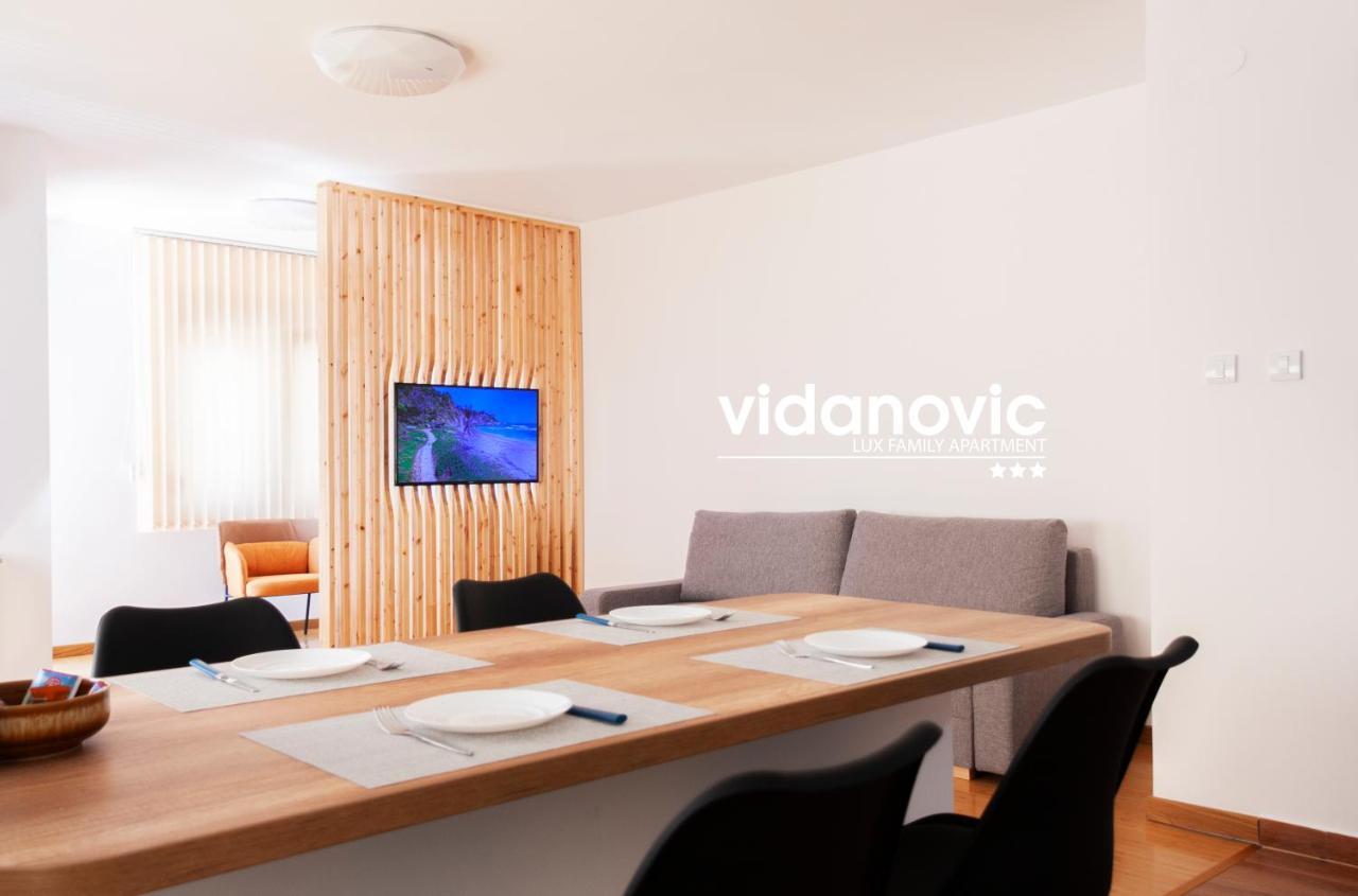 Lux Family Apartment Vidanovic Пірот Екстер'єр фото